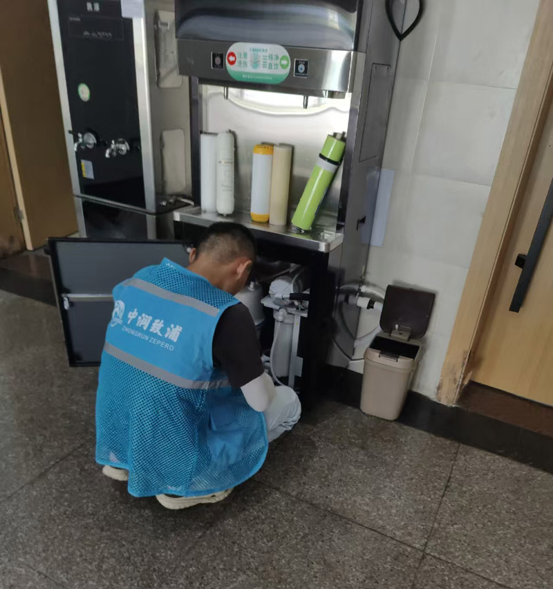 1789962962203989.jpg 信息工程大学+1.jpg